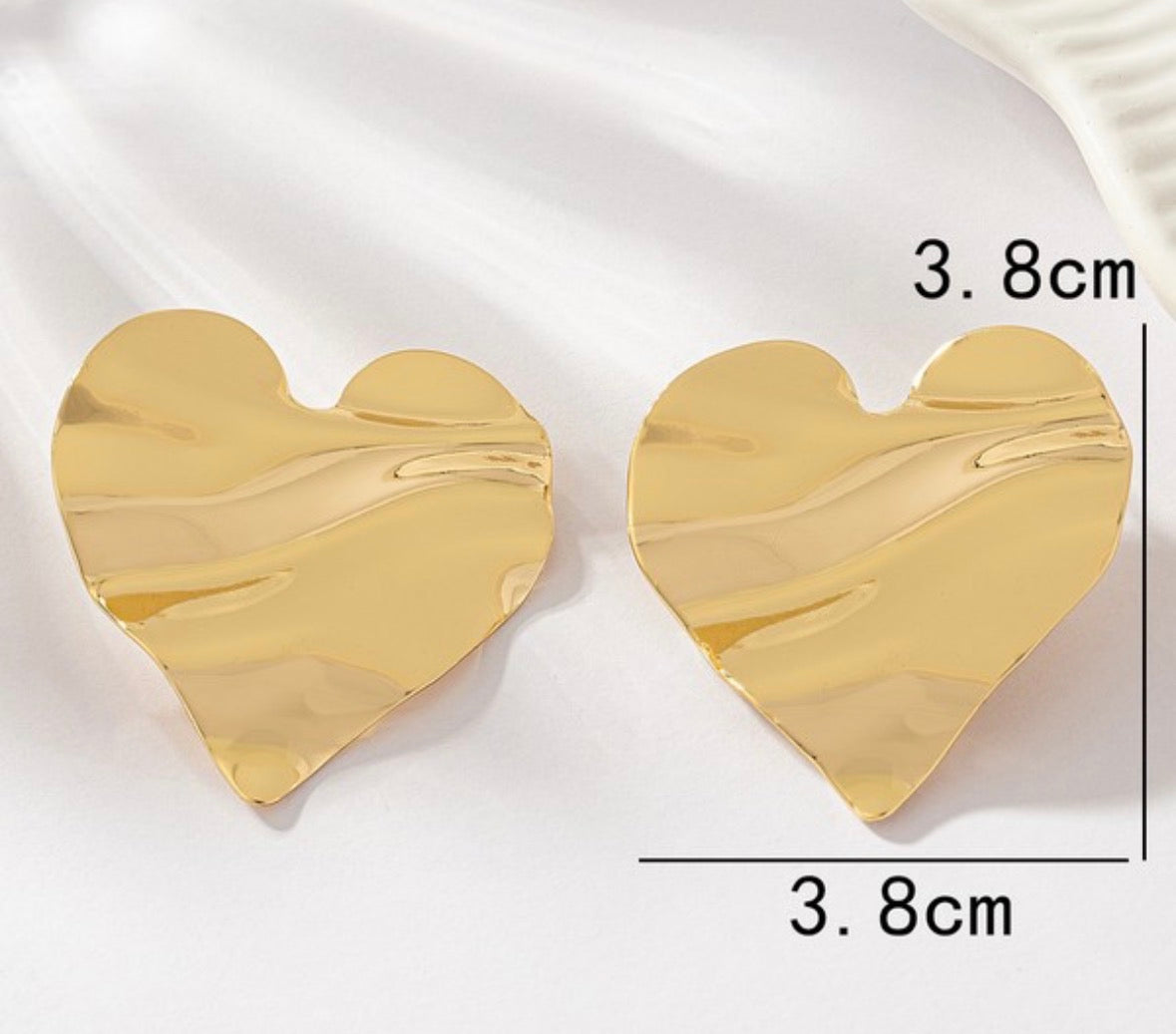 Wavy Heart Earrings